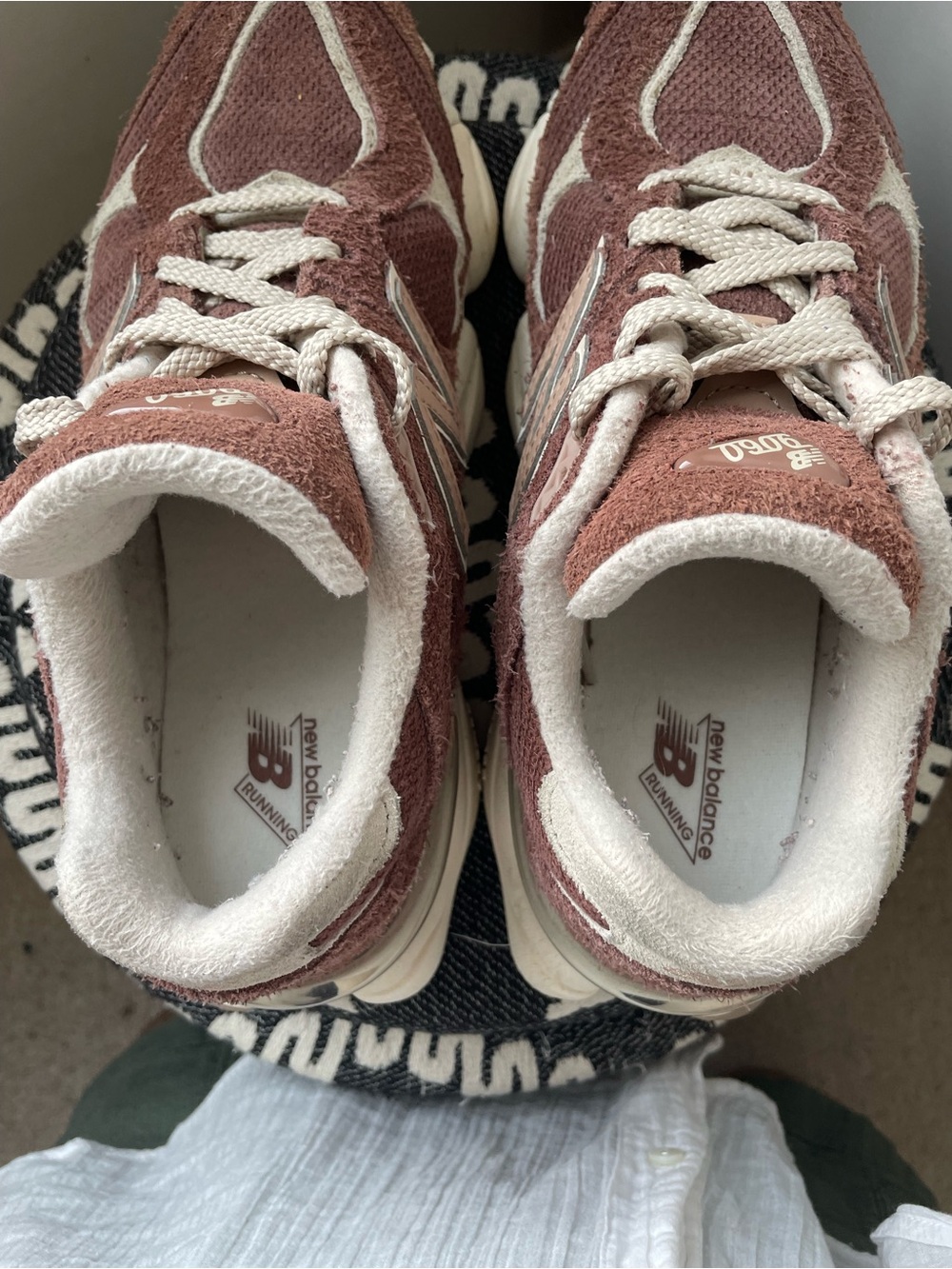 New Balance 9060 Rich Oak / Timber Wolf - Picture 8 of 11